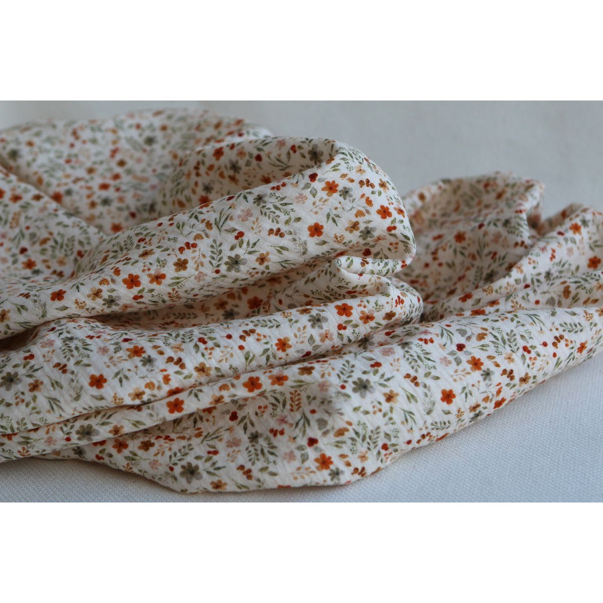 copy of Double gaze de coton imprimés fleuri bleu et orange copy of Double gaze de coton imprimés fleuri bleu et orange