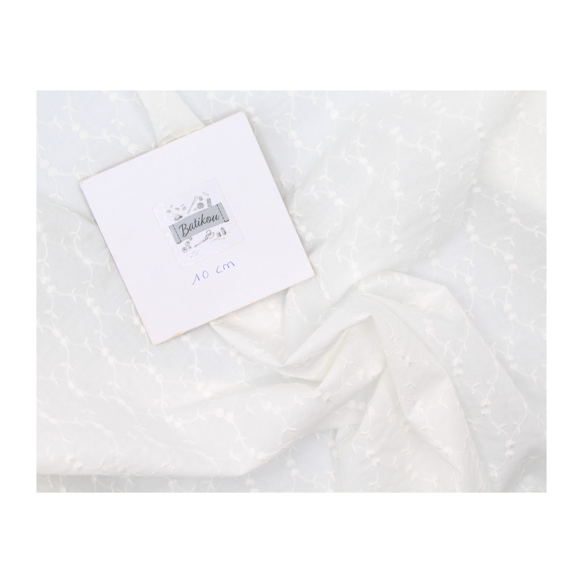 Broderie anglaise coton coloris ivoire Broderie anglaise coton coloris ivoire