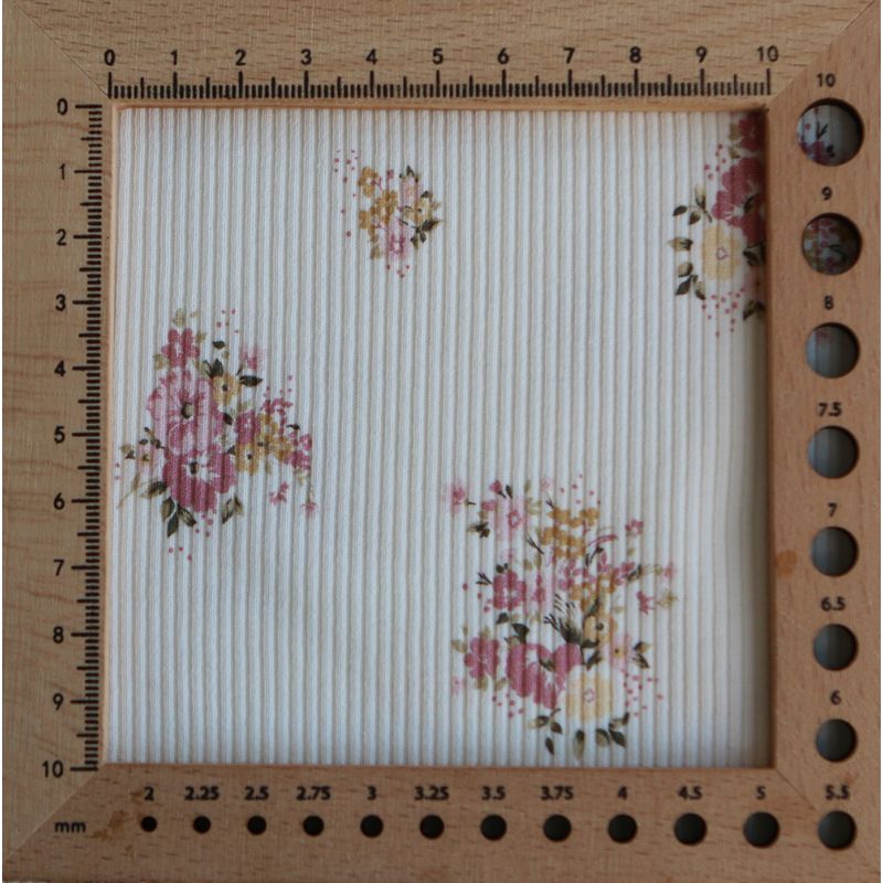 Jersey coton côtes fines à motif fleuri rose