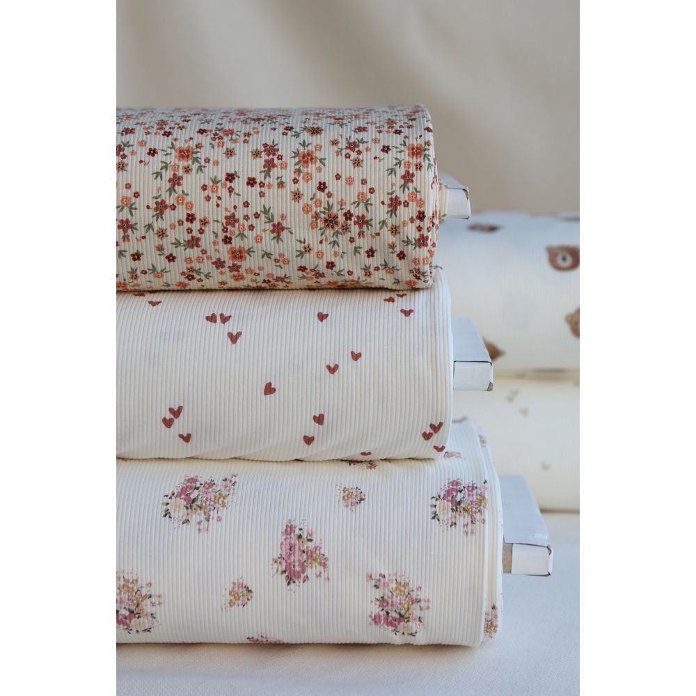 Jersey coton côtes fines à motifs mini coeurs lie de vin