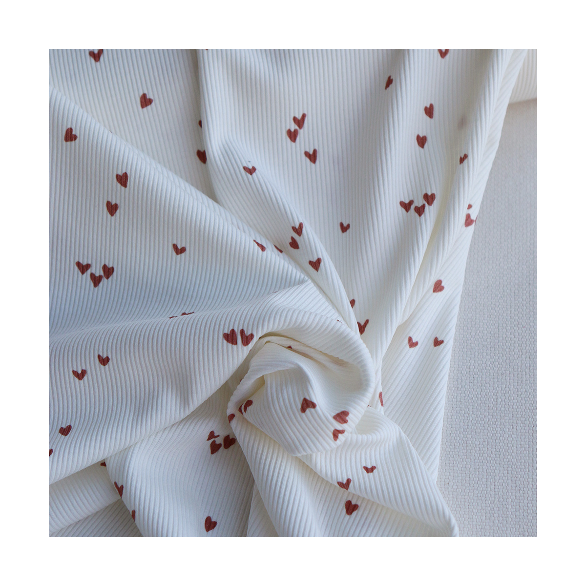 Jersey coton côtes fines à motifs mini coeurs lie de vin Jersey coton côtes fines à motifs mini coeurs lie de vin