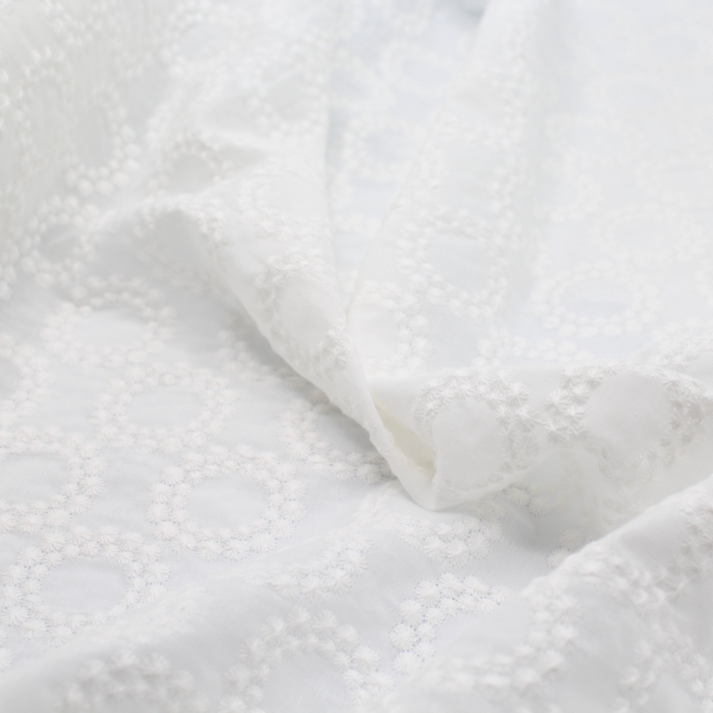 Broderie anglaise coton coloris ivoire Qualité Oeko-tex - 1