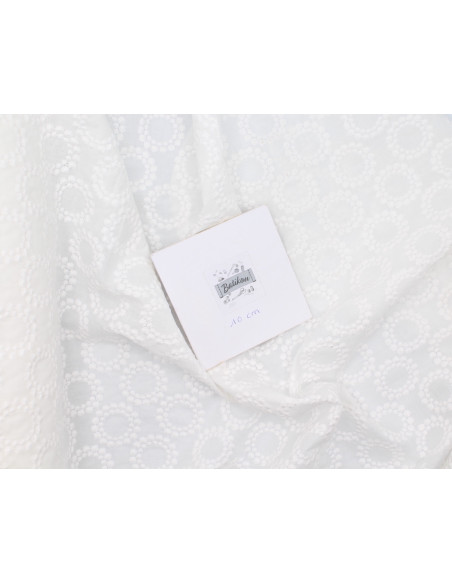 Broderie anglaise coton coloris ivoire Qualité Oeko-tex - 5