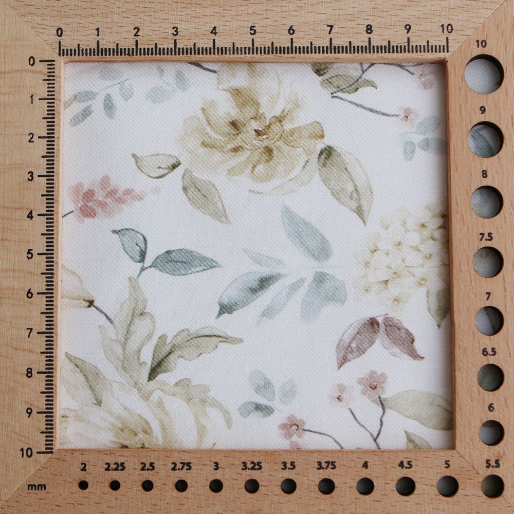 Lyana - Tissu sergé / twill de coton organique imprimé fleuri