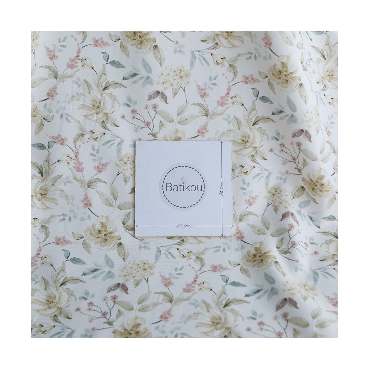 Lyana - Tissu sergé / twill de coton organique imprimé fleuri Lyana - Tissu sergé / twill de coton organique imprimé fleuri