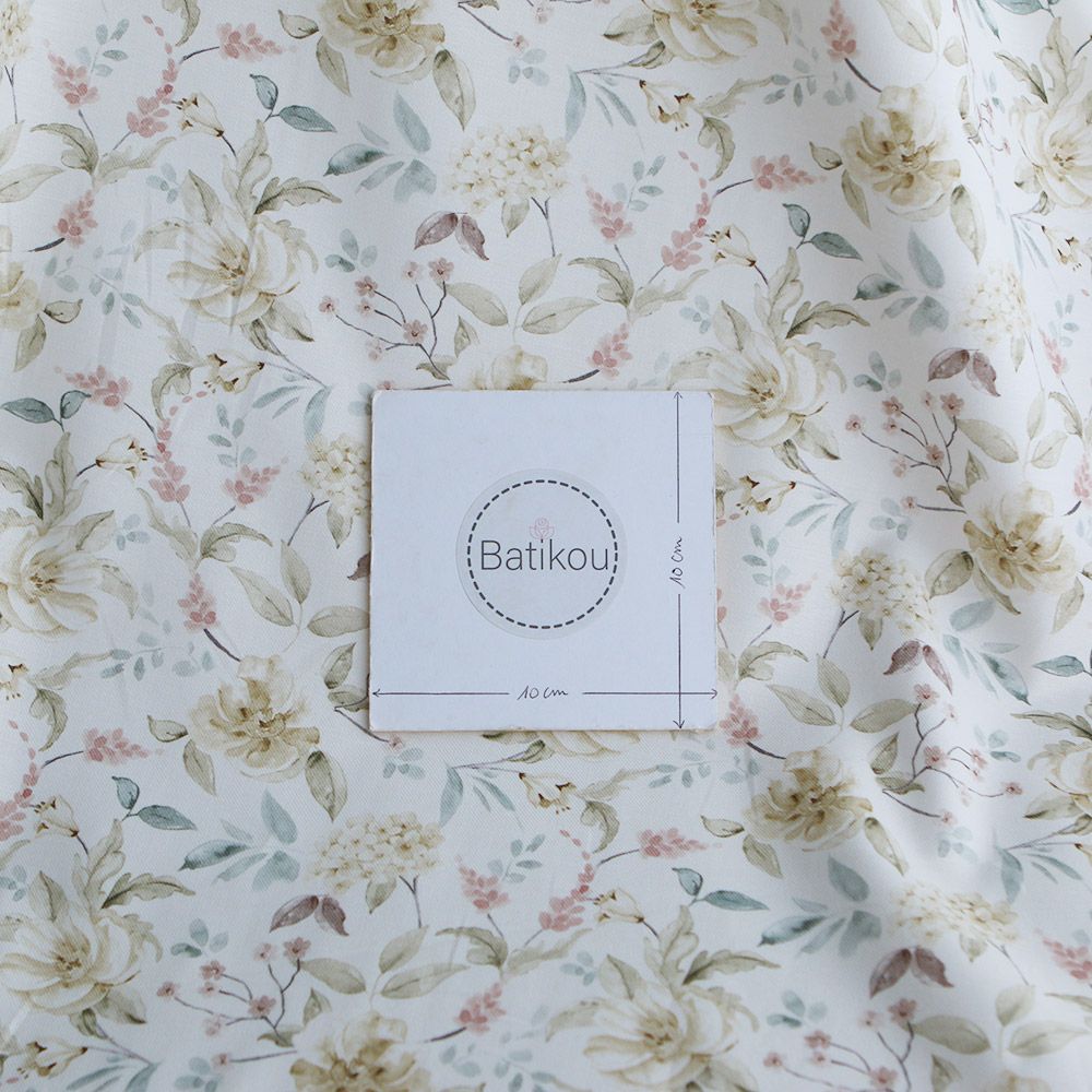 Lyana - Tissu sergé / twill de coton organique imprimé fleuri