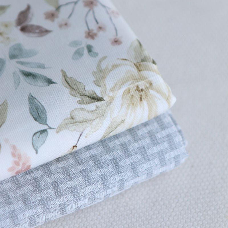 Lyana - Tissu sergé / twill de coton organique imprimé fleuri