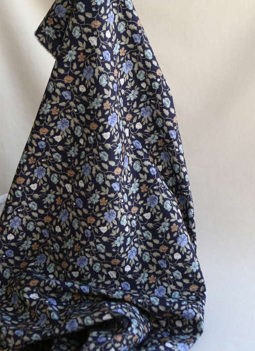 Amelia - Velours milleraies coton organique imprimé fleuri midnight