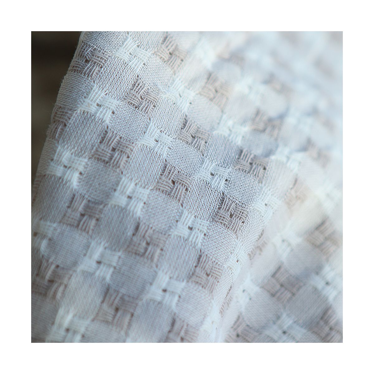 Dick - Seersucker / Coton gaufré texturé vichy 7mm écru et crème Dick - Seersucker / Coton gaufré texturé vichy 7mm écru et crème