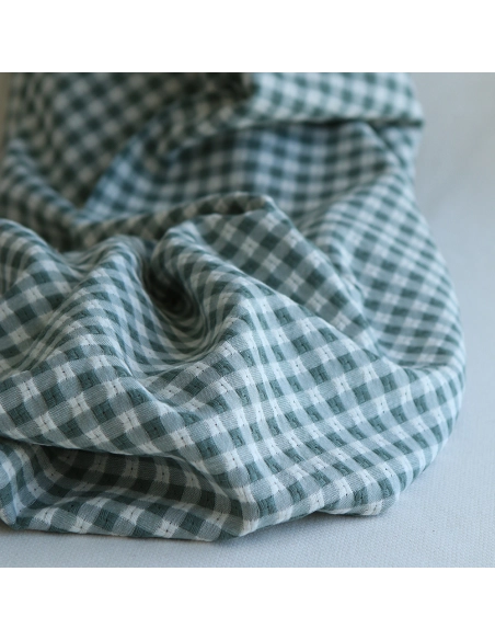 Dick - Seersucker / Coton gaufré texturé vichy 7mm écru et vert sauge