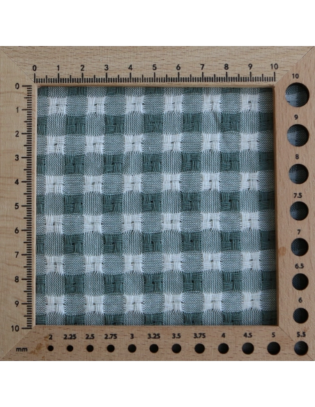 Dick - Seersucker / Coton gaufré texturé vichy 7mm écru et vert sauge