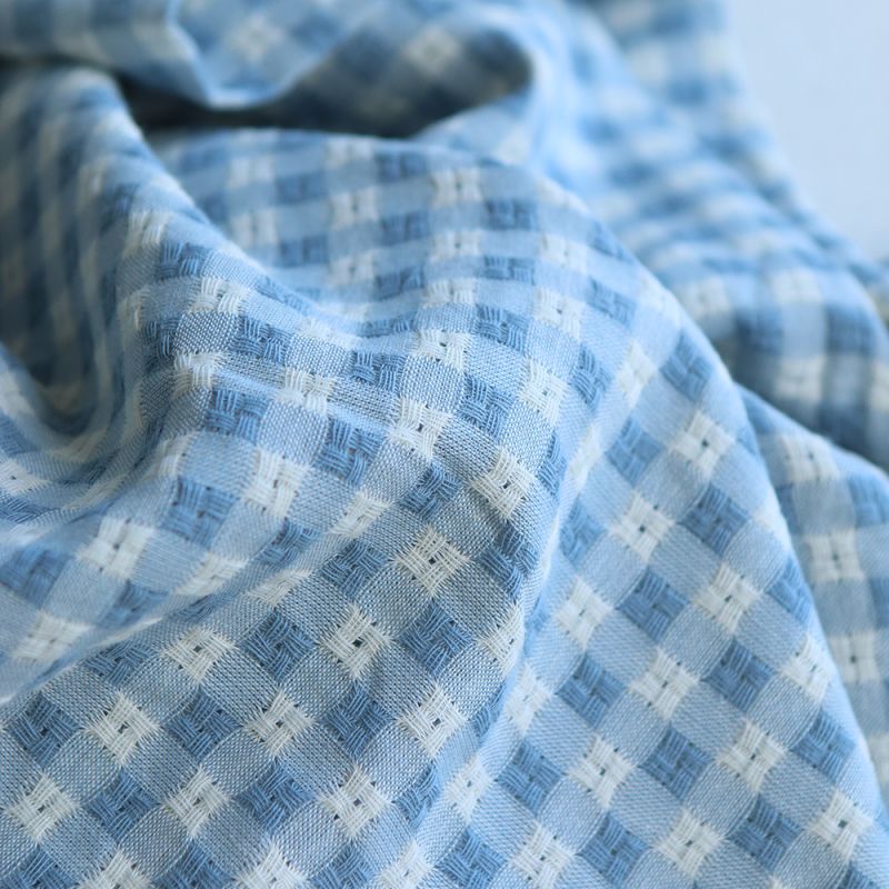 Dick - Seersucker / Coton gaufré texturé vichy 7mm écru et bleu jean tendre