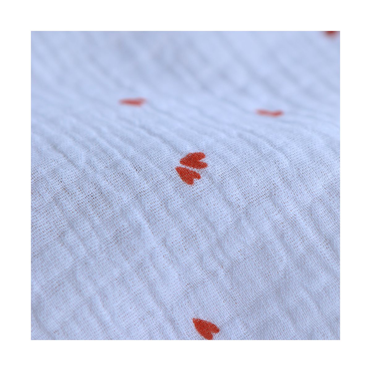 Coreo - Double gaze de coton motif minis coeurs rouges Coreo - Double gaze de coton motif minis coeurs rouges
