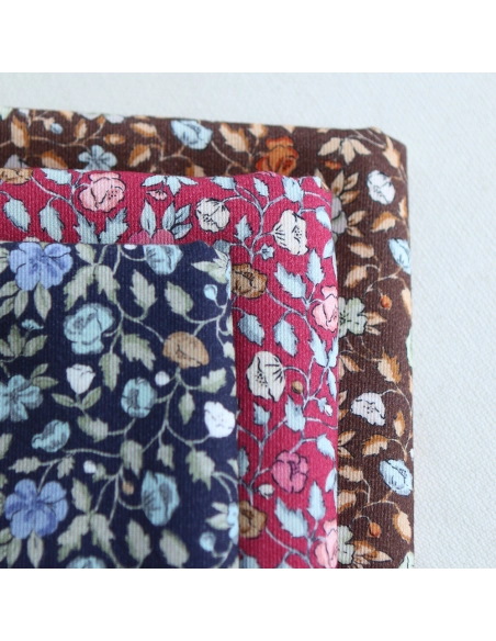 Amelia - Velours milleraies coton organique imprimé fleuri framboise