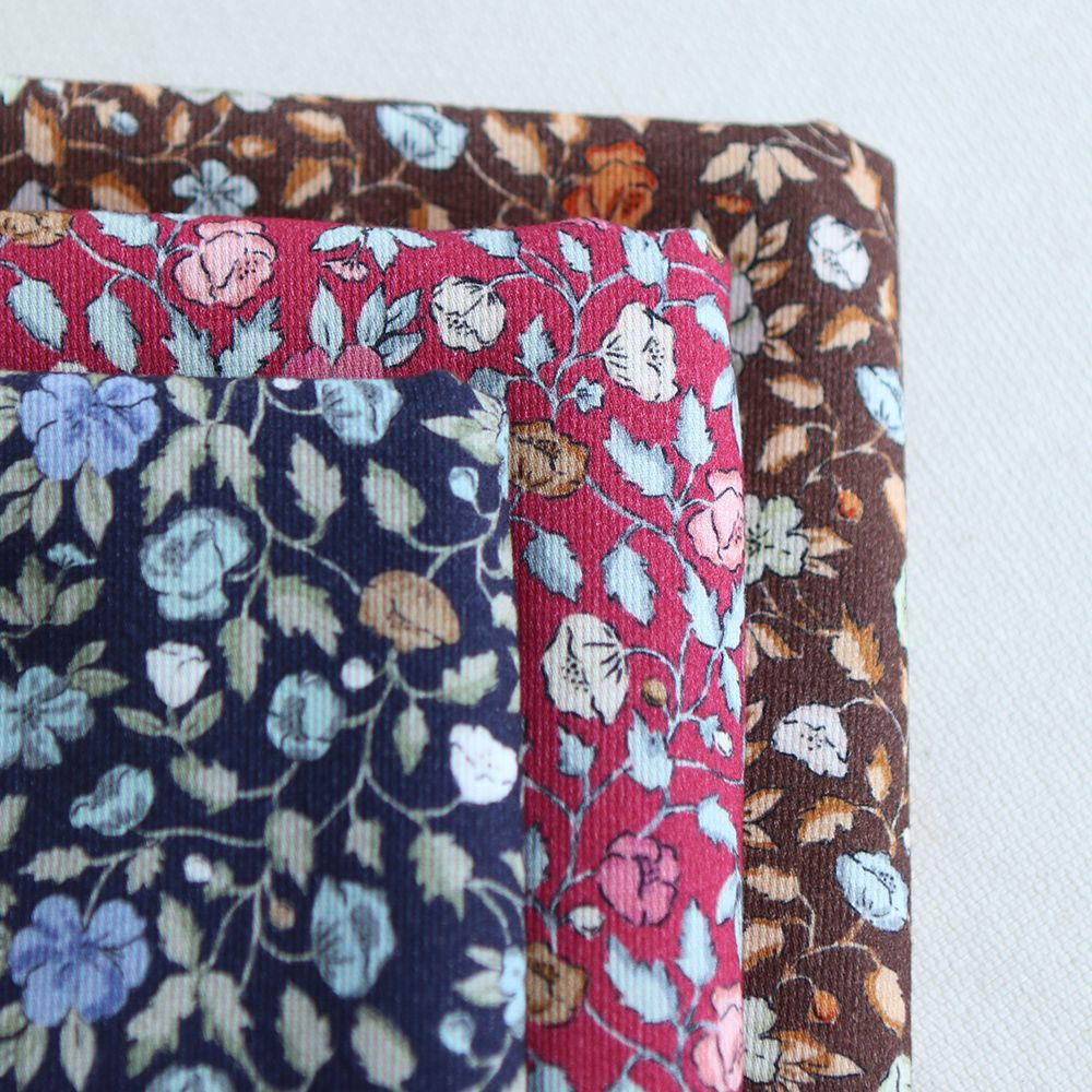 Amelia - Velours milleraies coton organique imprimé fleuri framboise