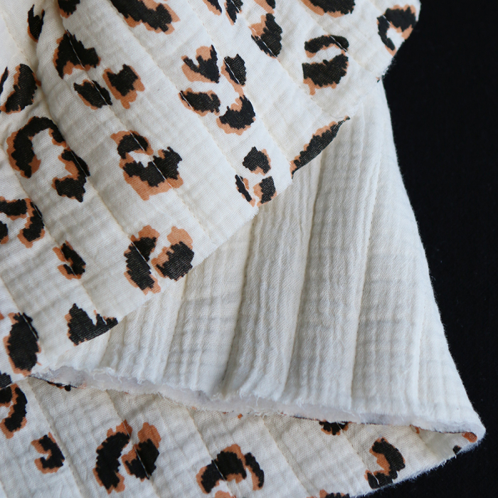 Fauve - Matelassé double gaze de coton motif Graou écru