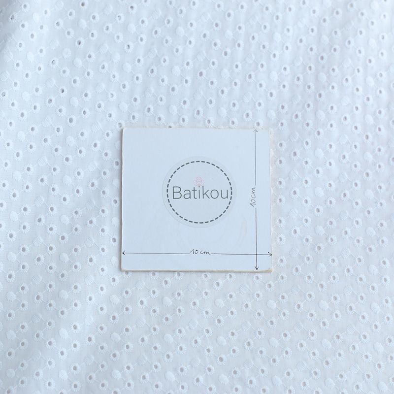 copy of Broderie anglaise coton coloris BLANC