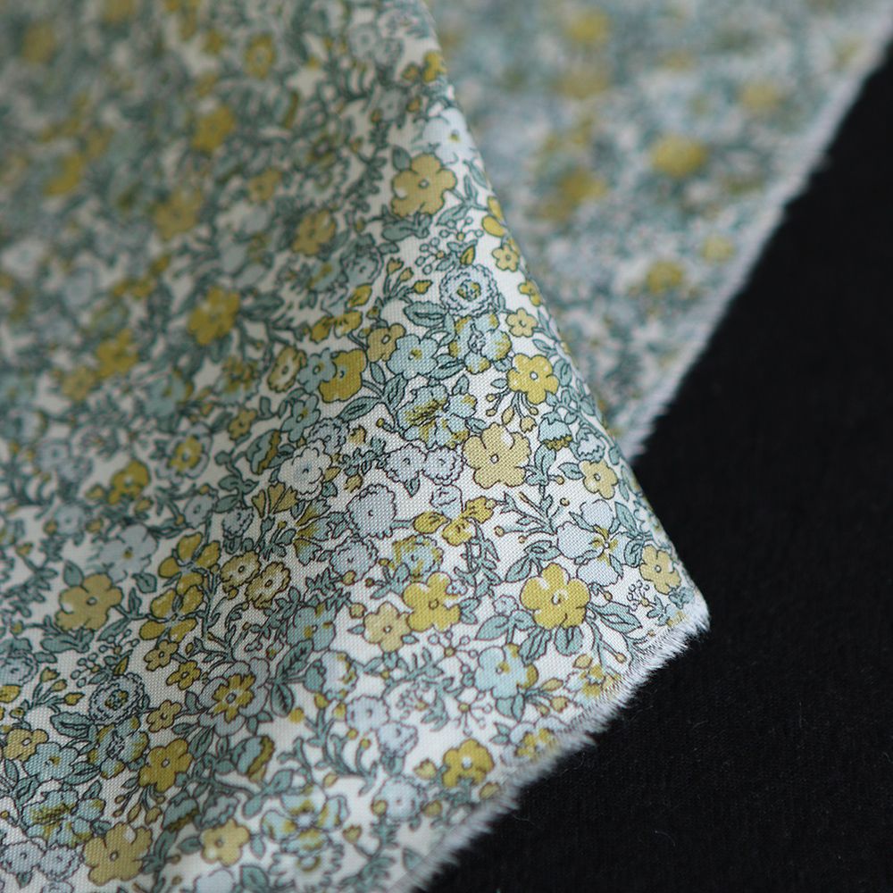 Eleanore - Popeline douce coton organique fond ivoire fleuri vert et jaune