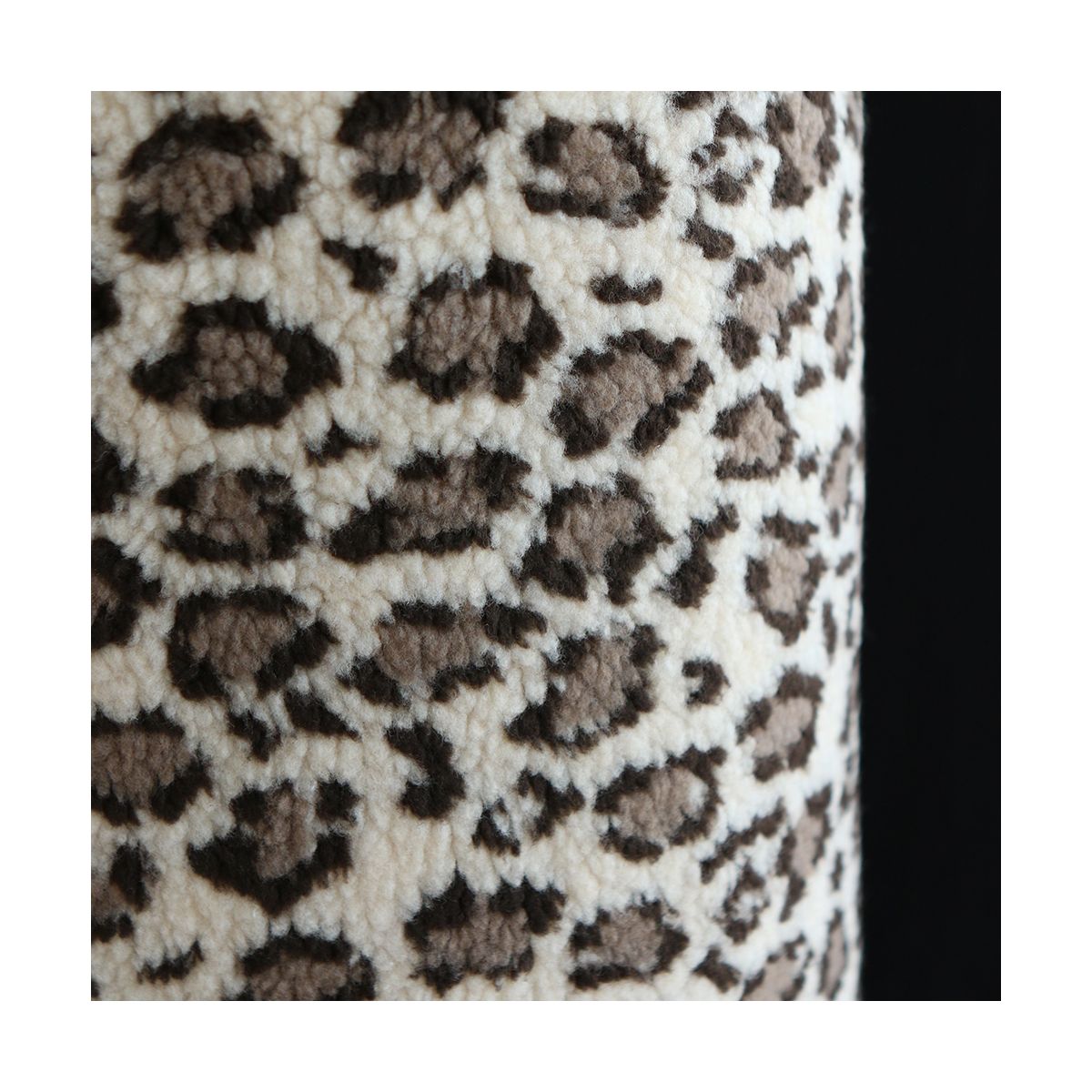 Teddy Sherpa bouclé fond beige clair motif graou Teddy Sherpa bouclé fond beige clair motif graou