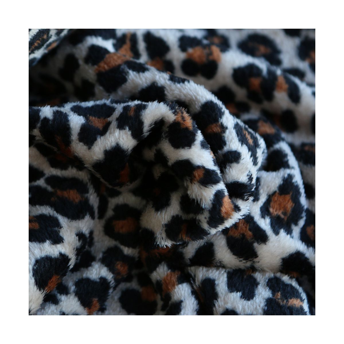 Graou - Polaire double face motif leopard sur fond beige Graou - Polaire double face motif leopard sur fond beige