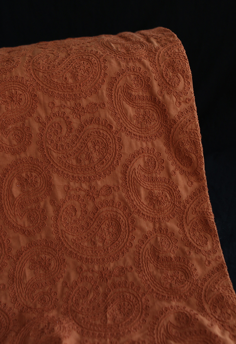 Amanda - Voile de coton brodé coloris roux caramel