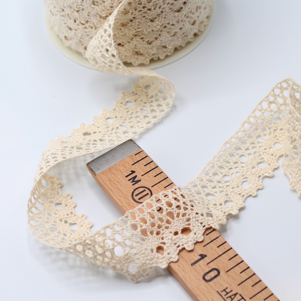 Galon coton crochet 35mm x 1m grège