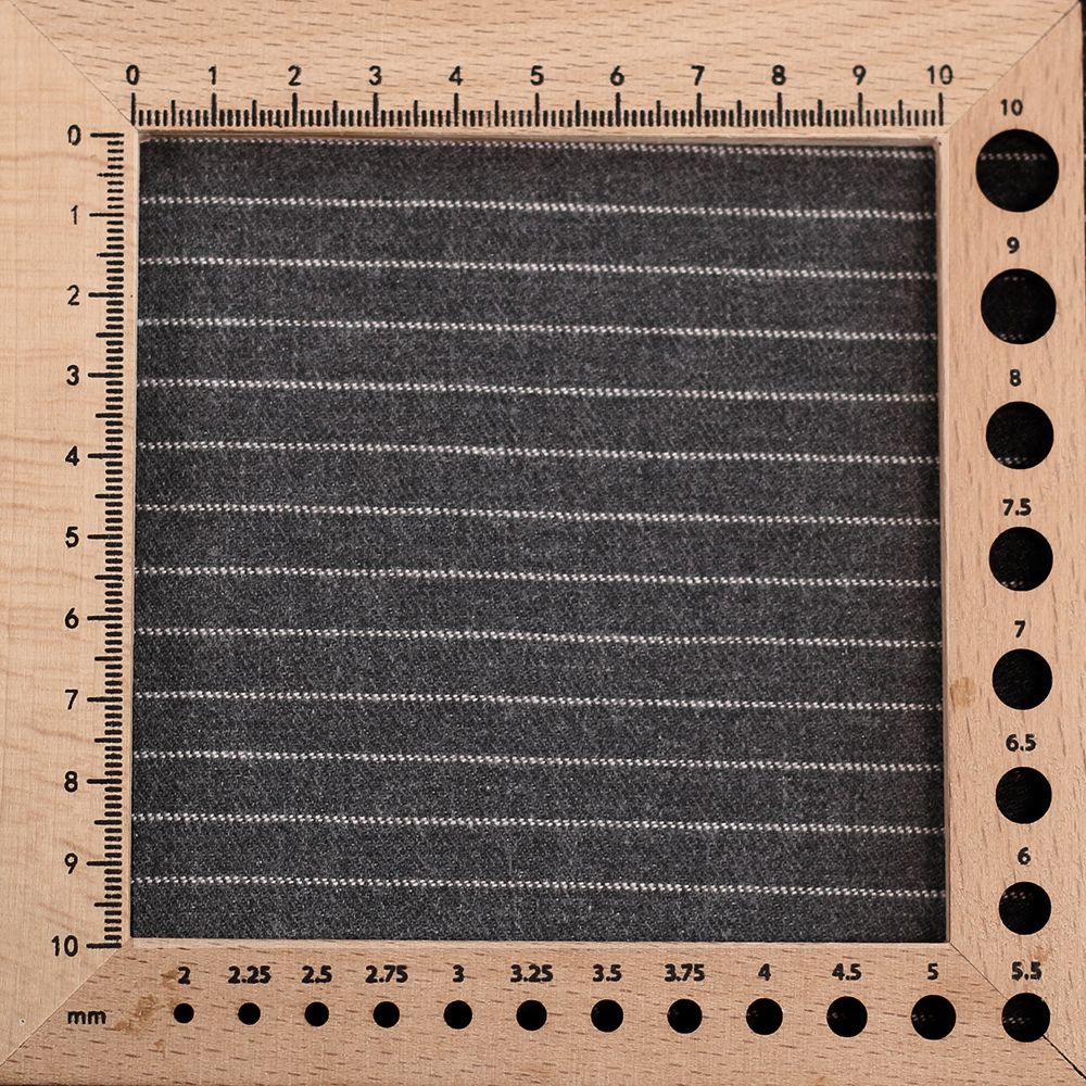 Tissu sergé de coton gratté organique rayures tissées anthracite