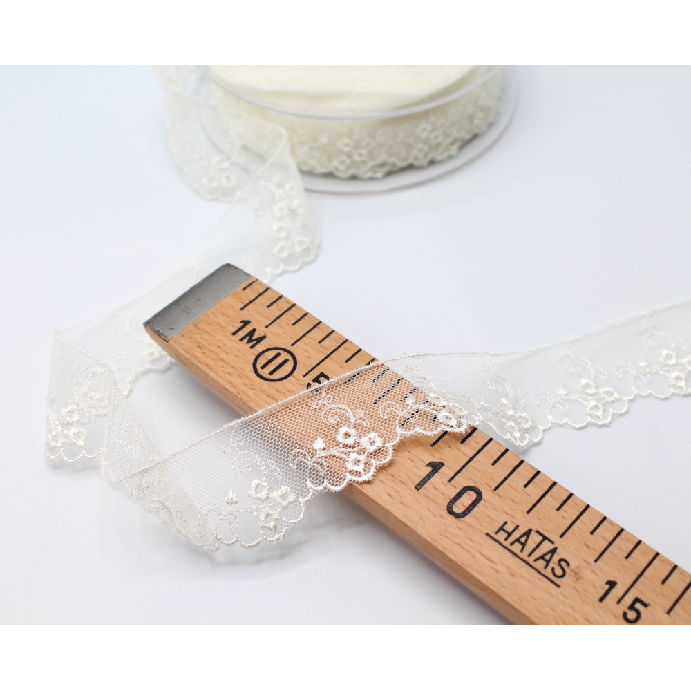 Galon dentelle tulle brodé 30mm x 1m