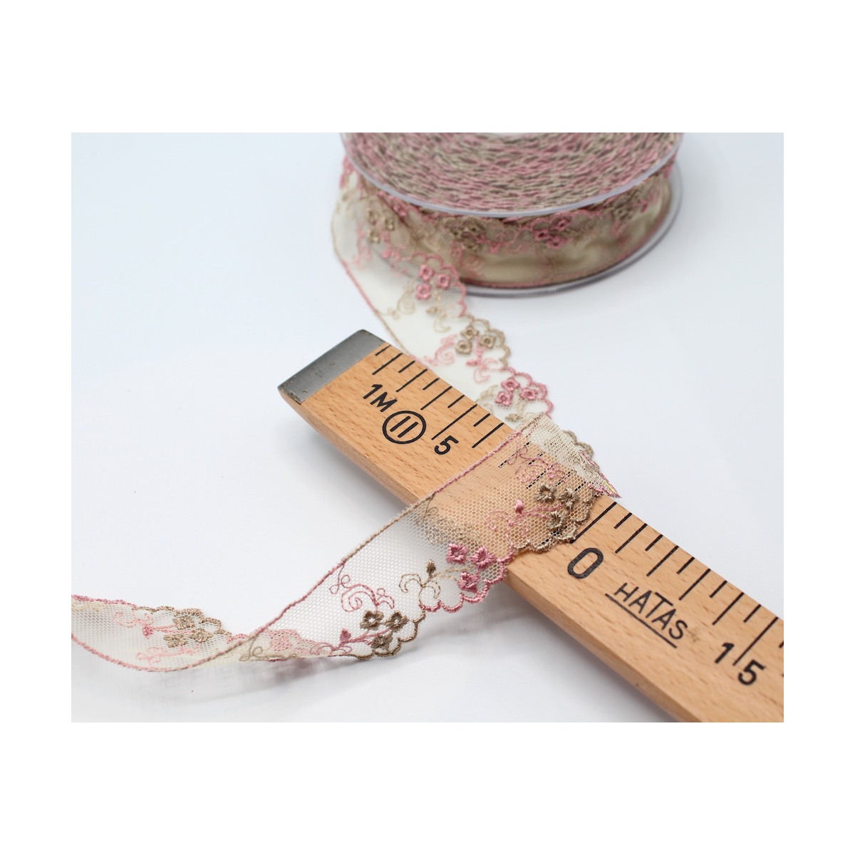 Galon dentelle tulle brodé 30mm x 1m