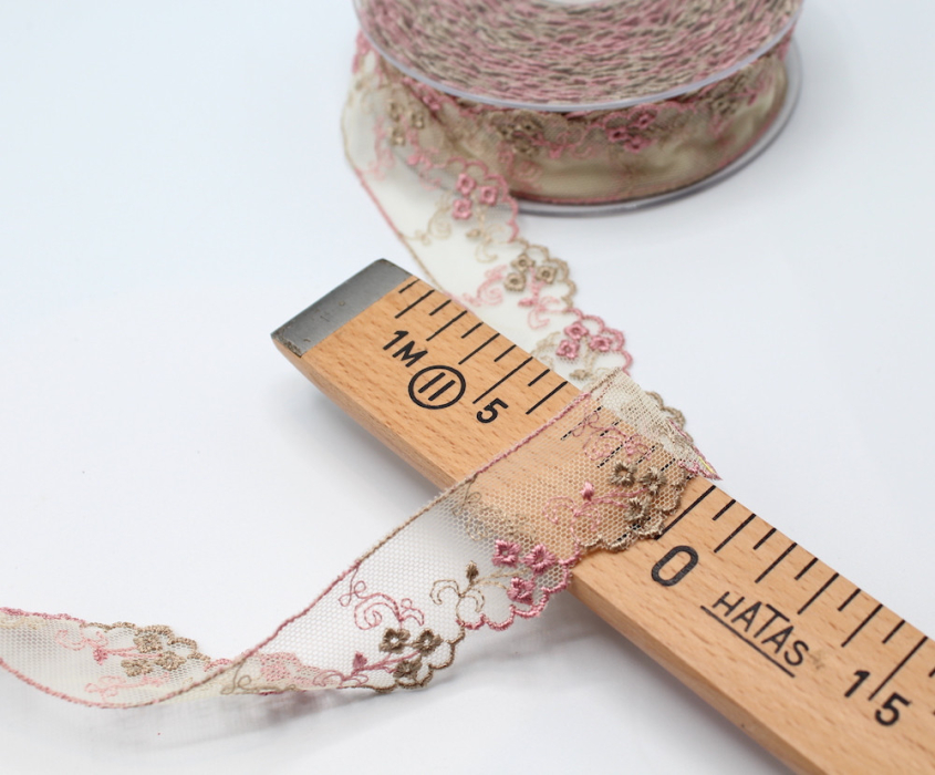 Galon dentelle tulle brodé 30mm x 1m
