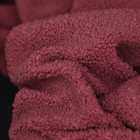 Dolly - Teddy / moumoute sherpa bouclettes burgundy Dolly - Teddy / moumoute sherpa bouclettes burgundy