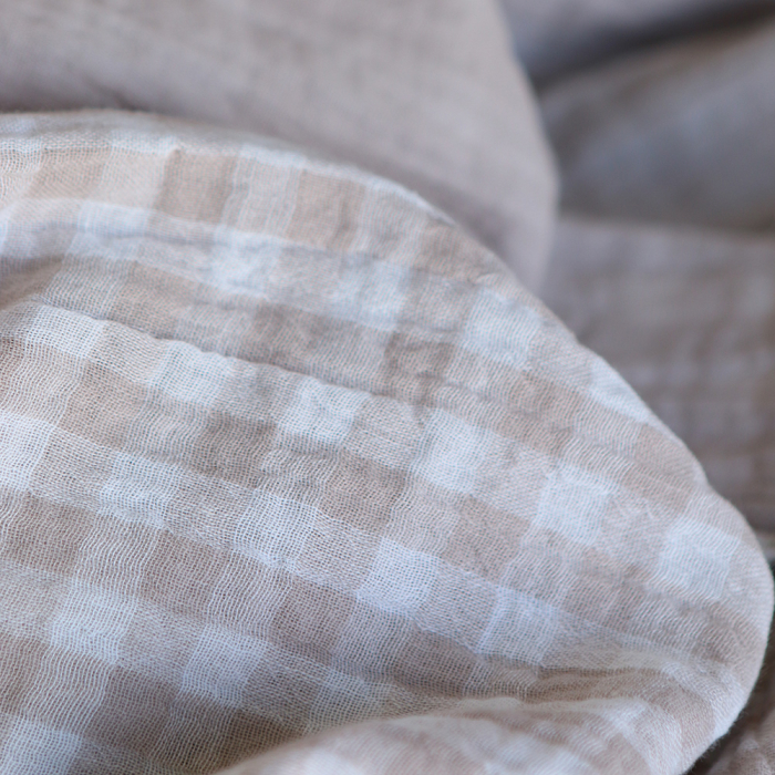 Double gaze de coton réversible vichy beige galet