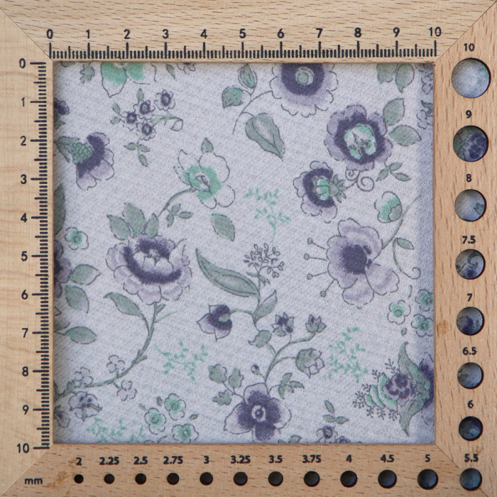 April - Tissu coton piqué léger texturé fleuri gris bleu