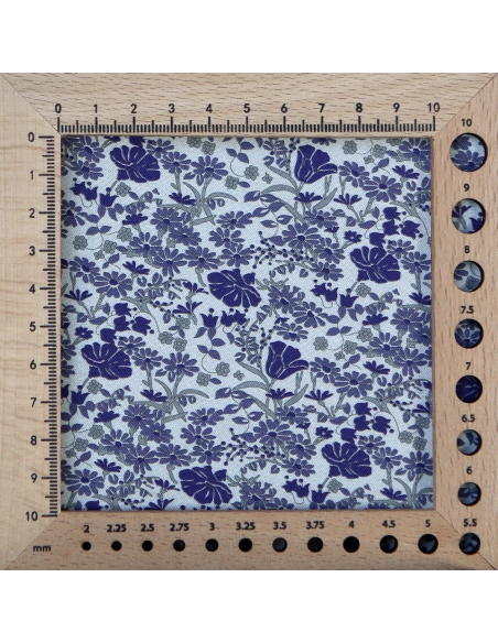 Svetlana - Batiste de coton SILKYNE à imprimé fleuri