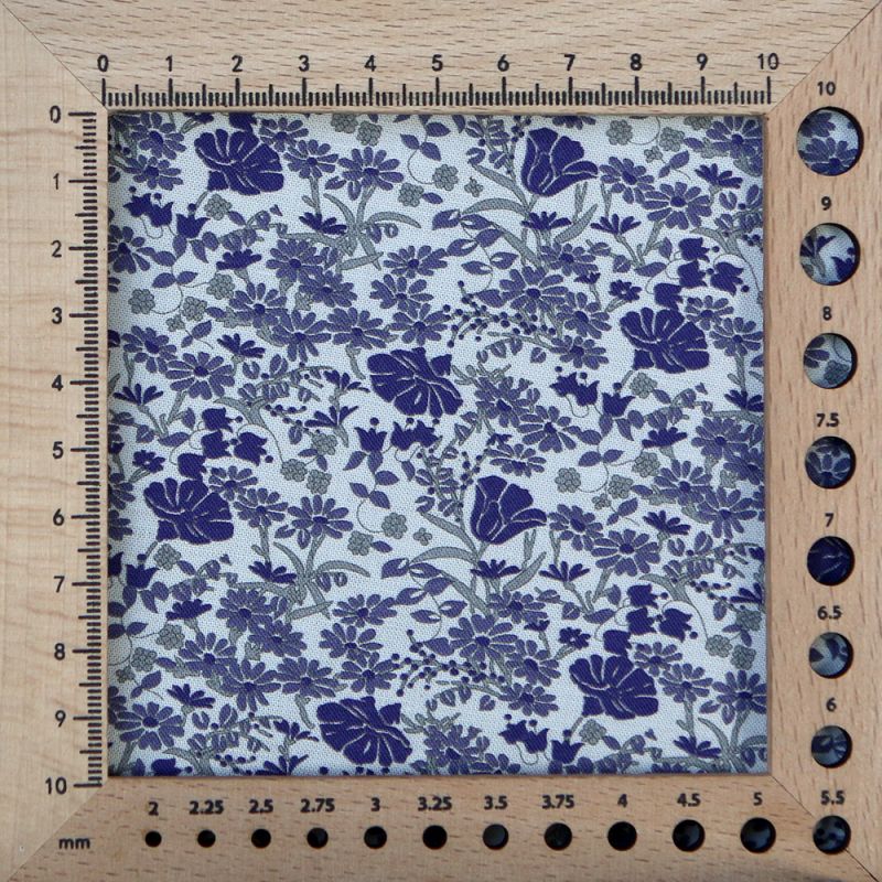 Svetlana - Batiste de coton SILKYNE à imprimé fleuri