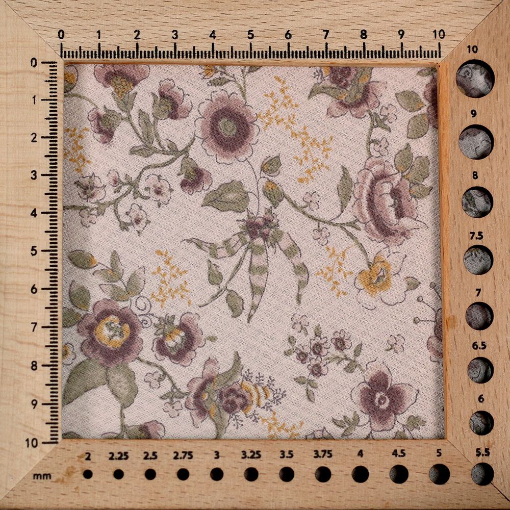 April - Tissu coton piqué léger texturé fleuri kaki