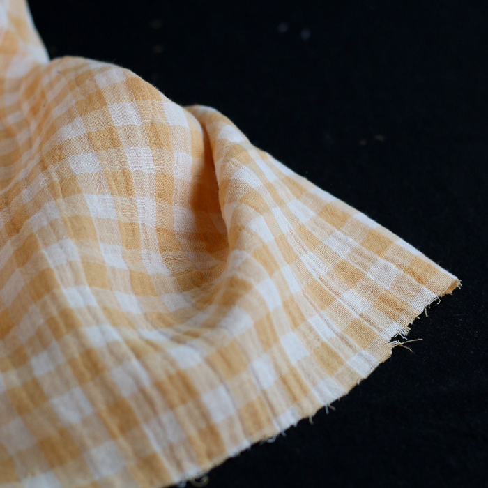 Double gaze de coton réversible vichy jaune blé