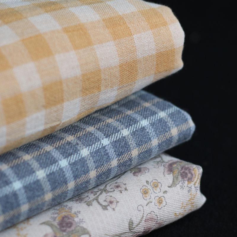 Double gaze de coton réversible vichy jaune blé