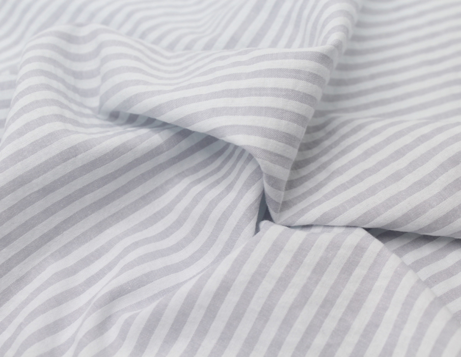 Coton gaufré à rayures coloris gris clair