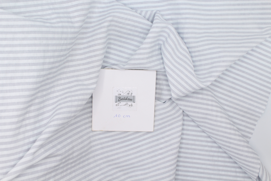 Coton gaufré à rayures coloris gris clair