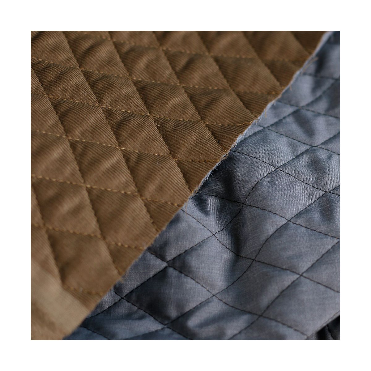 Tissu matelassé velours milleraies coton organique camel