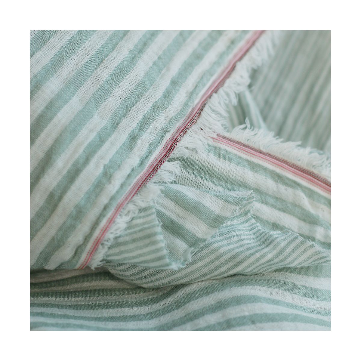 Double gaze de coton réversible rayures vert de gris Double gaze de coton réversible rayures vert de gris