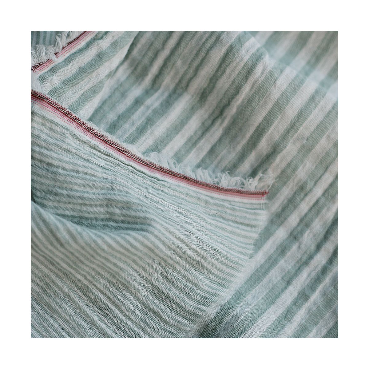 Double gaze de coton réversible rayures vert de gris Double gaze de coton réversible rayures vert de gris