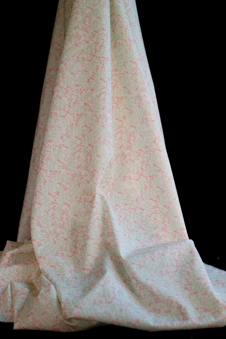 Evie - Batiste de coton SILKYNE à imprimé petit fleuri vert doux