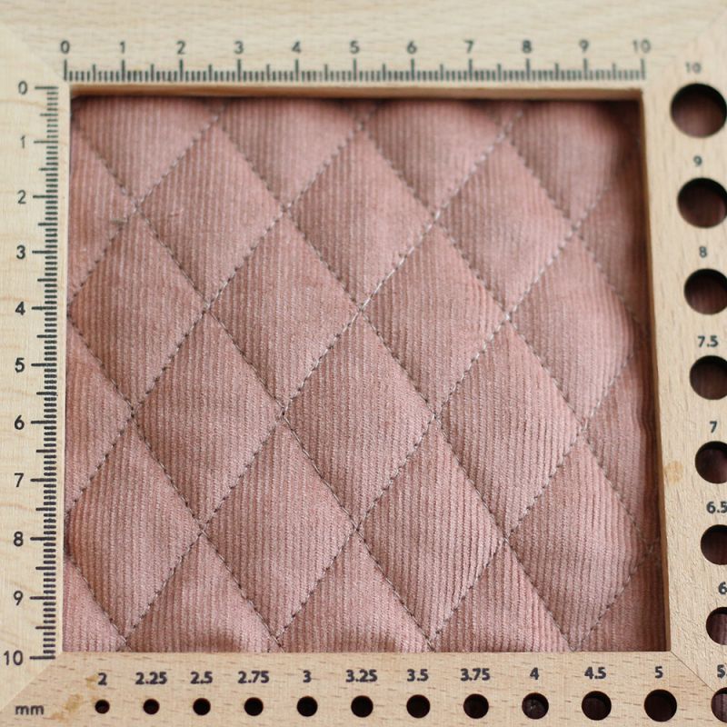 Tissu matelassé velours milleraies coton organique argile rose