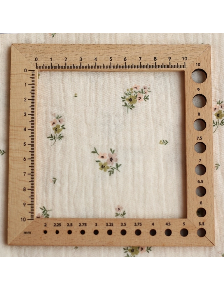 Laure - Double gaze coton BIO motif exclusif fond écru vert olive