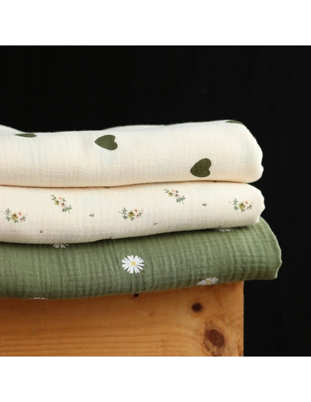 Laure - Double gaze coton BIO motif exclusif fond écru vert olive