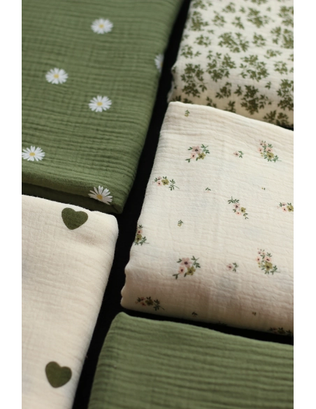 Laure - Double gaze coton BIO motif exclusif fond écru vert olive