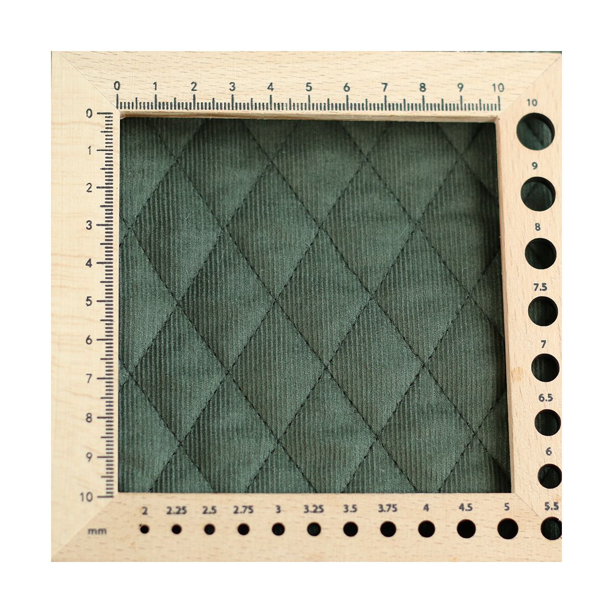 Tissu matelassé velours milleraies coton organique vert kaki