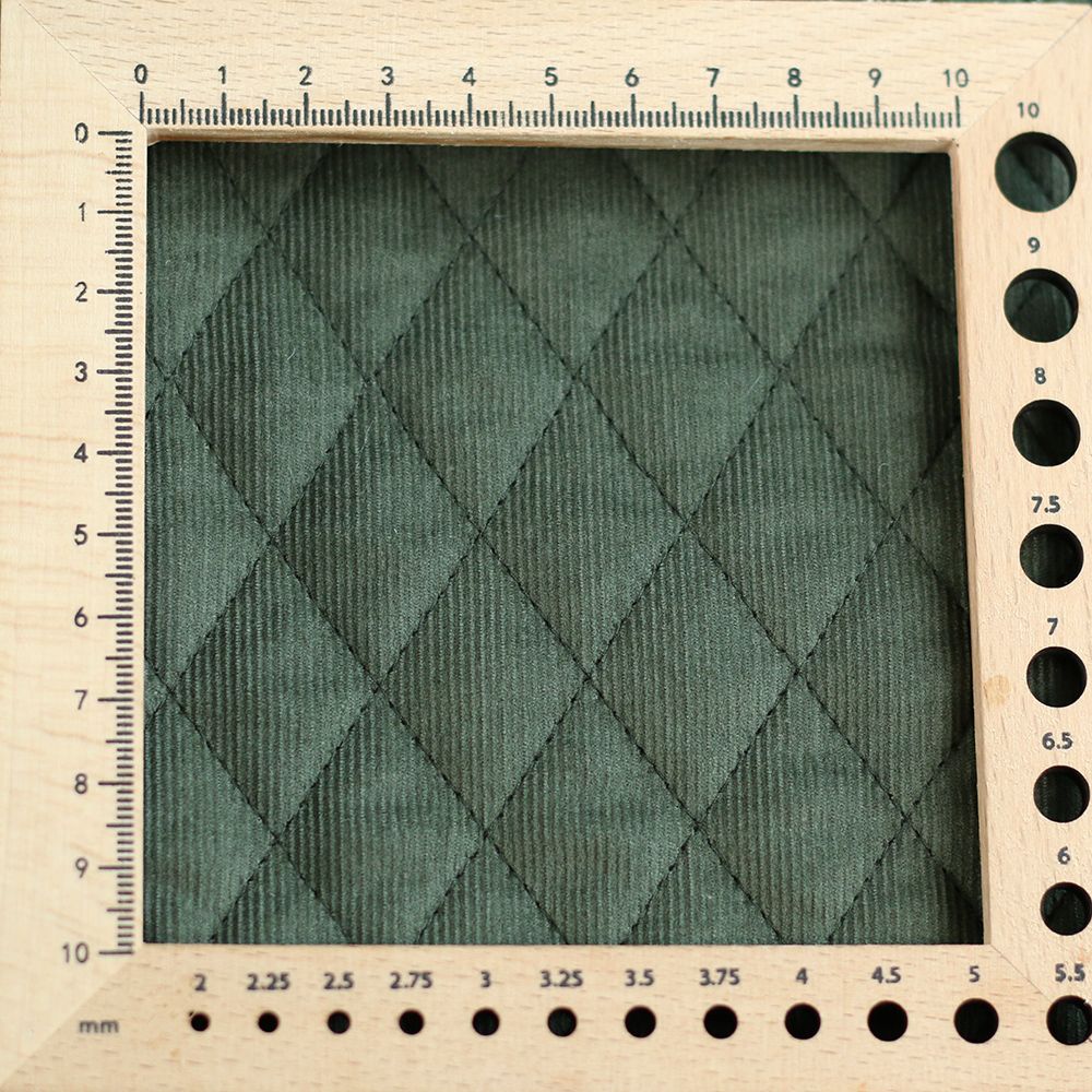 Tissu matelassé velours milleraies coton organique vert kaki